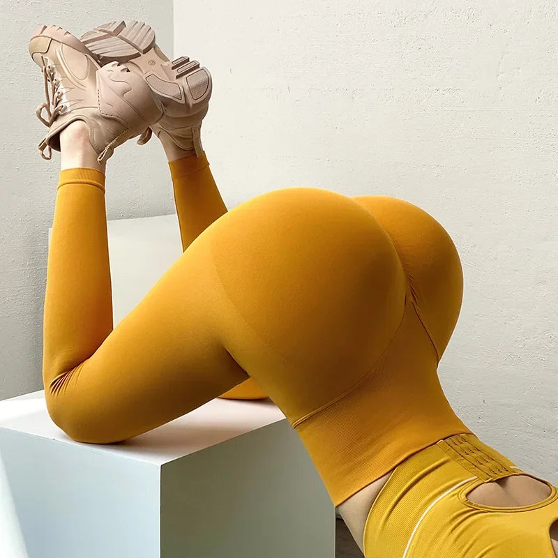 Booty-Lifting High Waist Leggings | Seamless Scrunch Fit