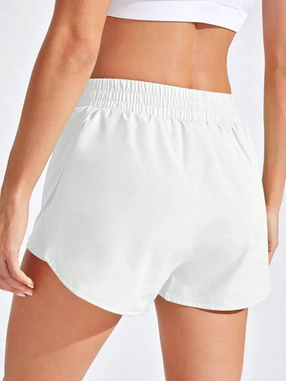 Luné | High-Waist Workout Shorts – Stretch & Sculpt