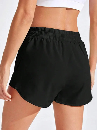 Luné | High-Waist Workout Shorts – Stretch & Sculpt
